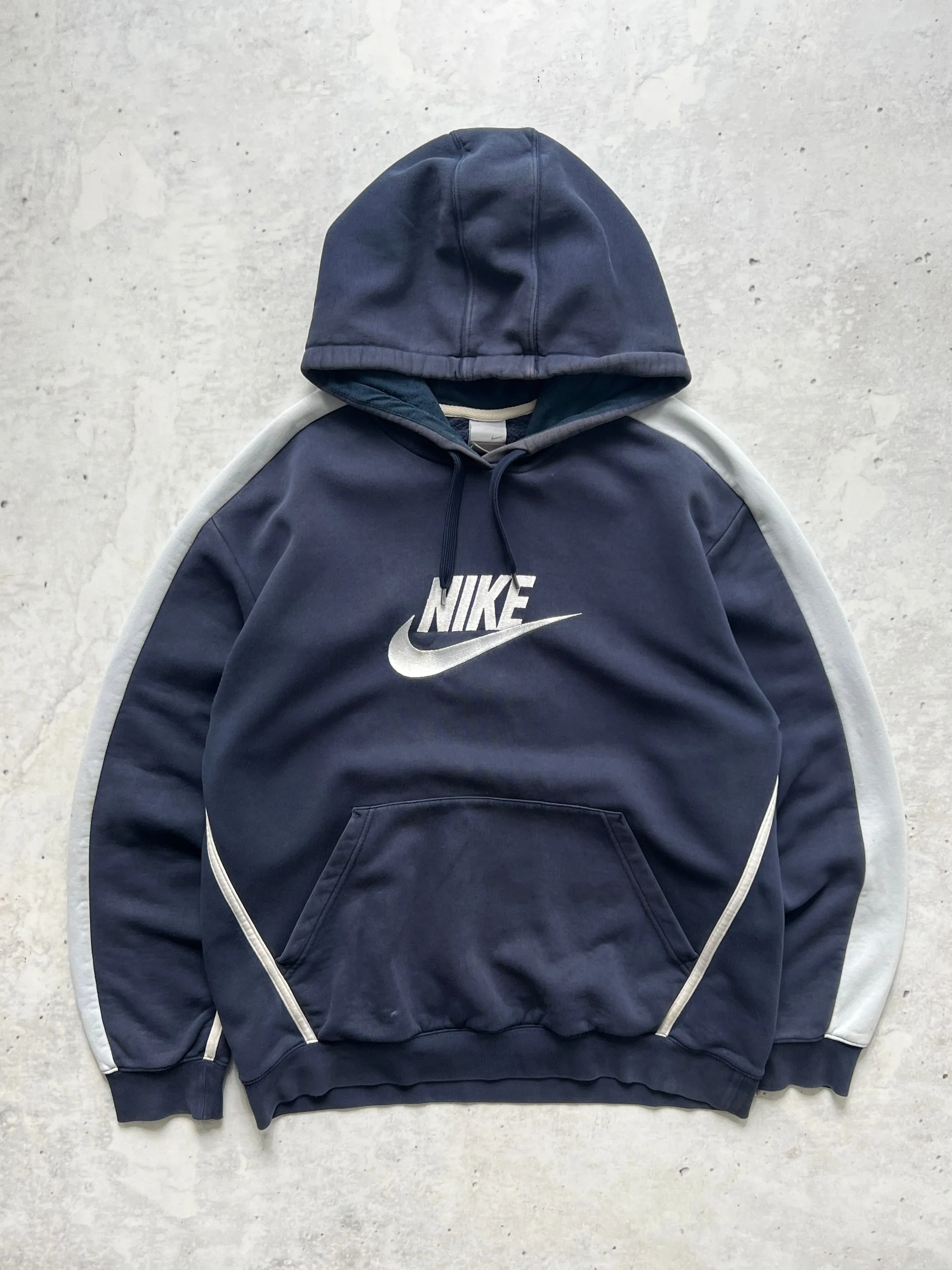 00's Nike Spell Out Pullover Hoodie (L)