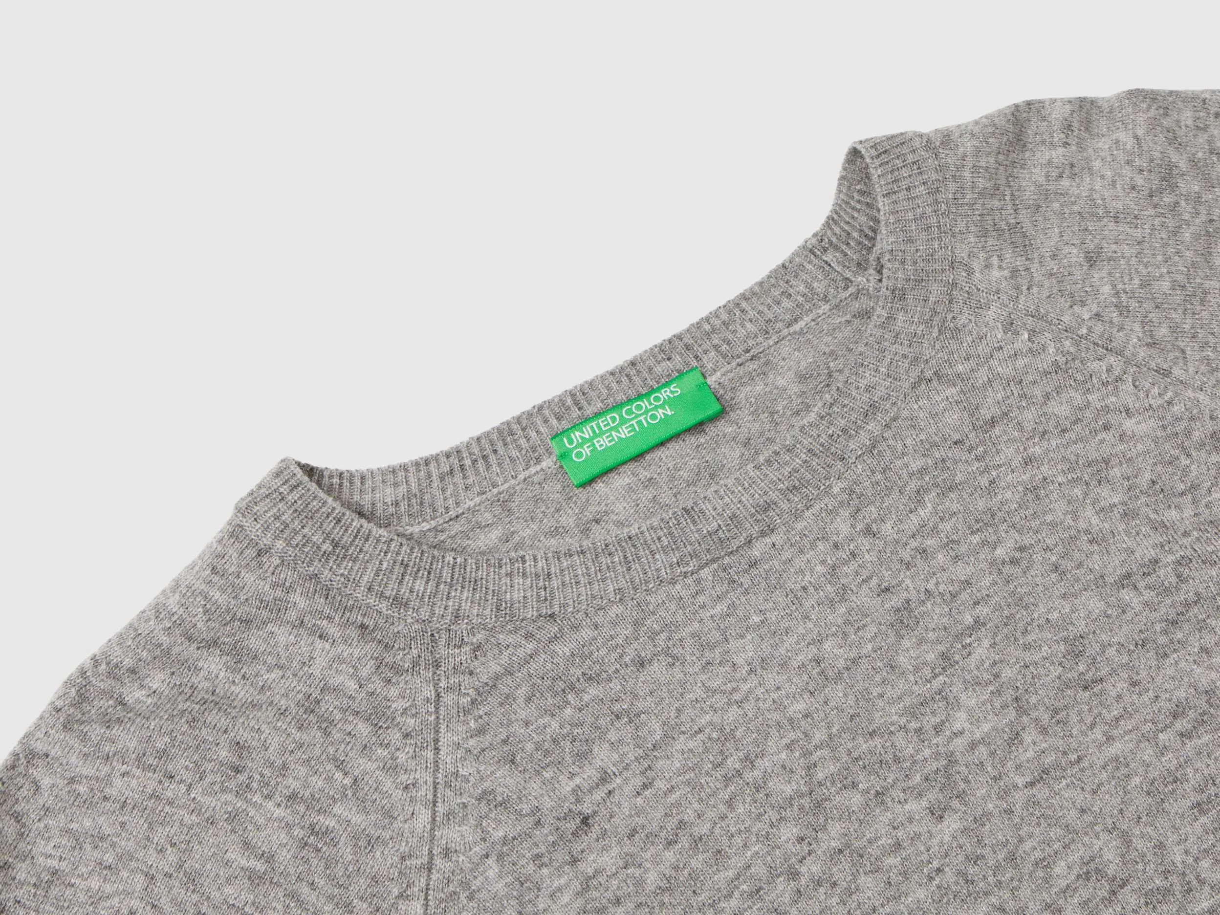 Gray crew neck sweater in cashmere and wool blend - Light Gray | Benetton