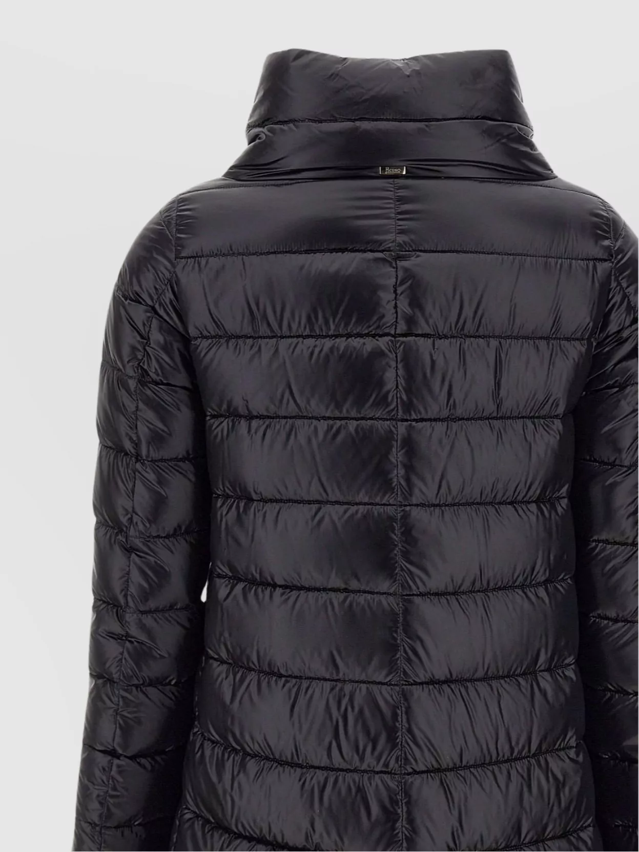 Herno   Crater collar oversized down jacket