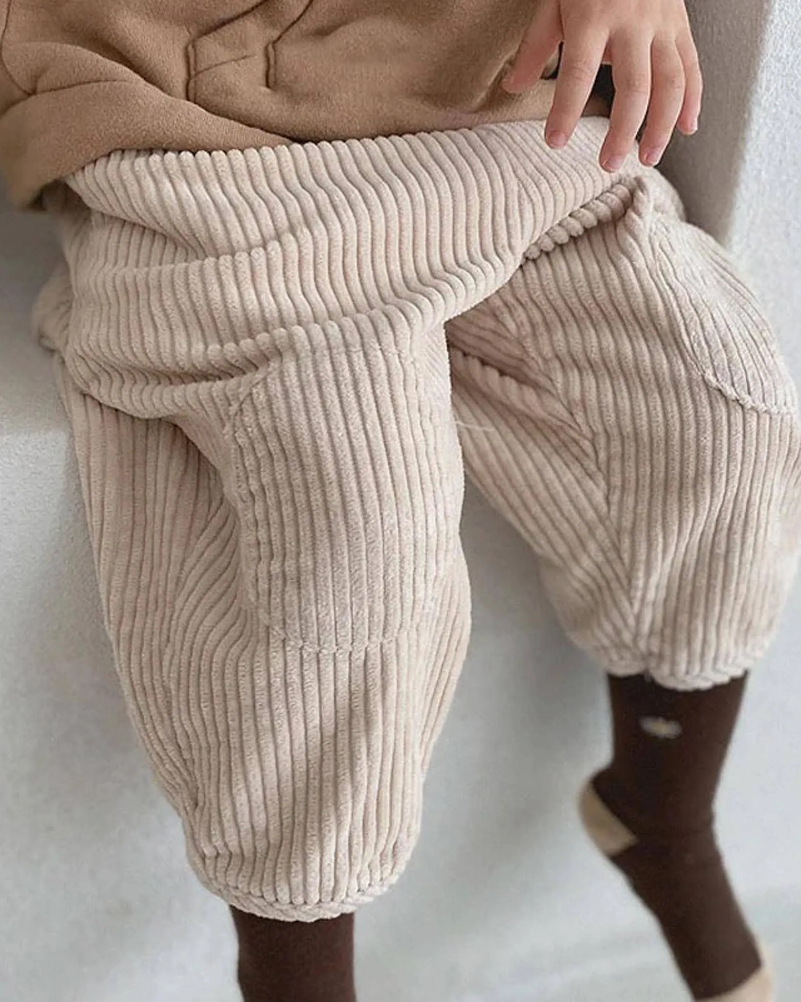 Kindly the label / Common Good Pants - oat / 2, 3, 4, 5Y