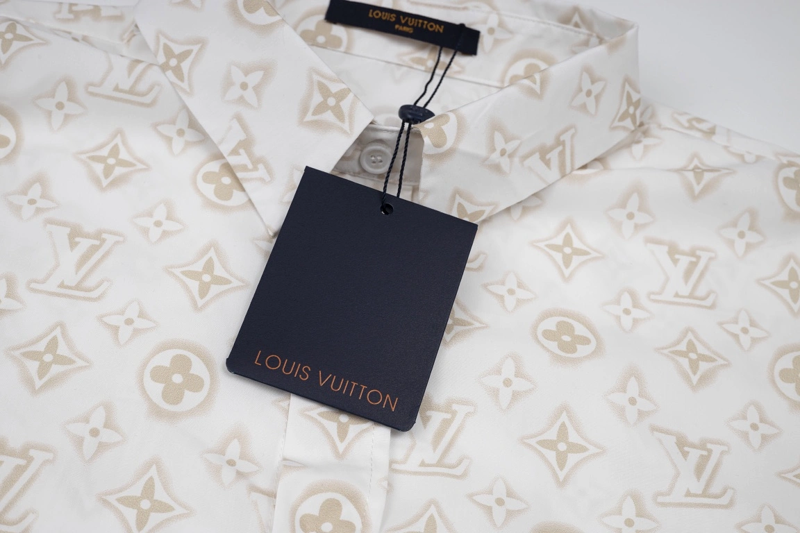 Louis Vuitton 23ss new all over letter print long sleeve shirt 6.26