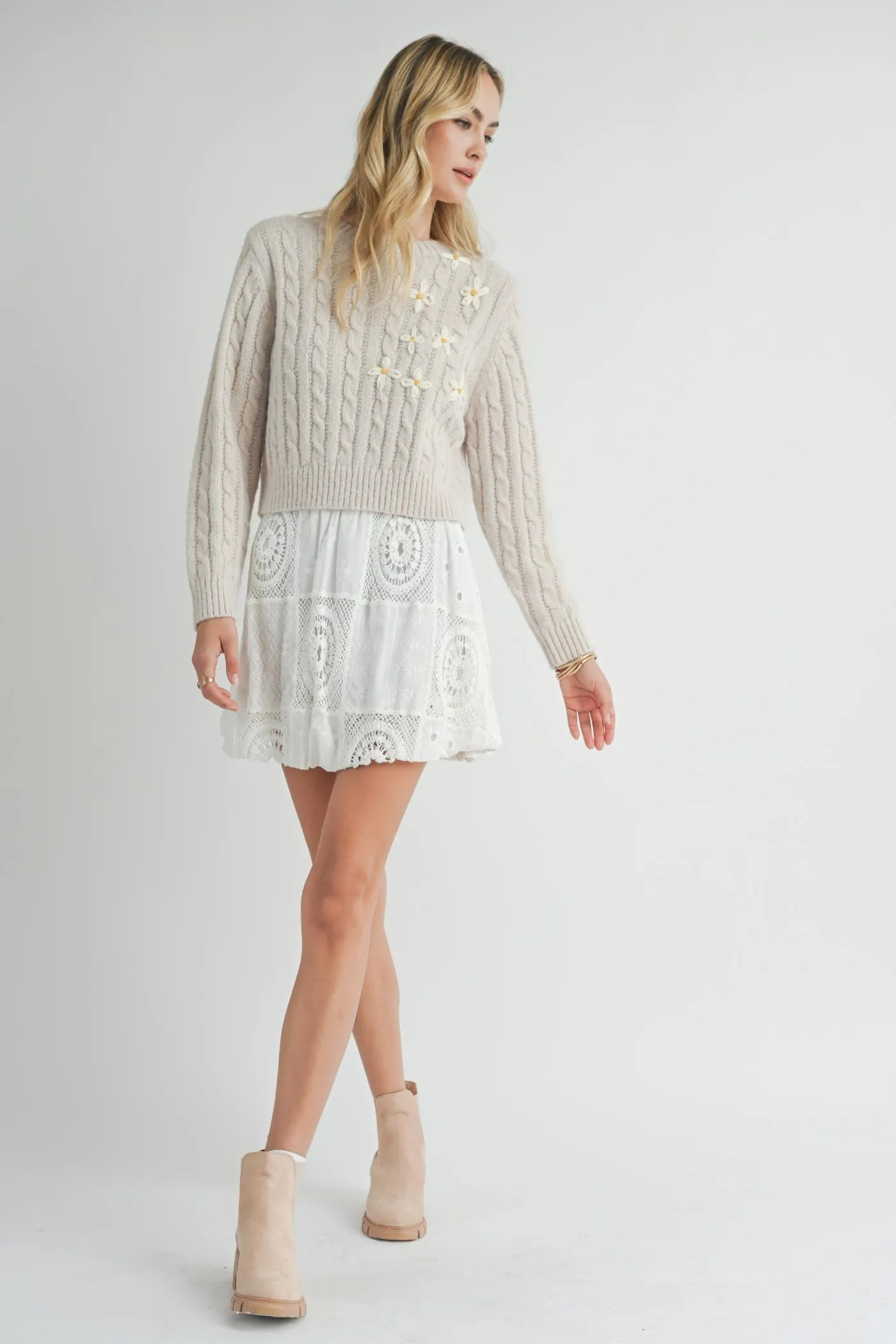 Lulu Embroidered Daisy Sweater