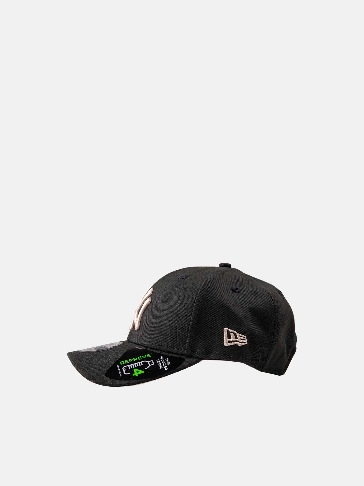 New Era 9FORTY Repreve New York Yankees Strapback - Black / Cream