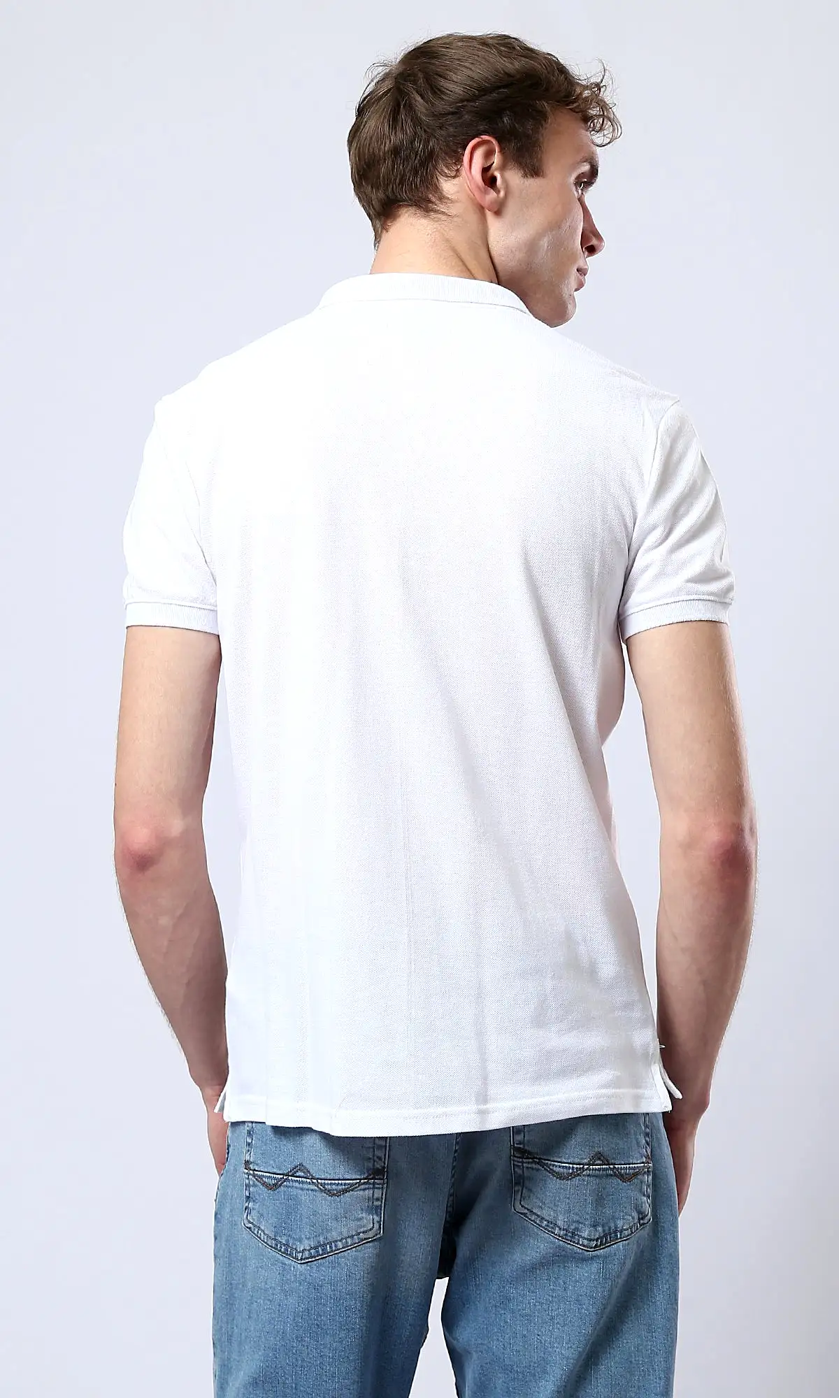 O178898 Regular Fit White Polo Shirt With Buttoned Neck