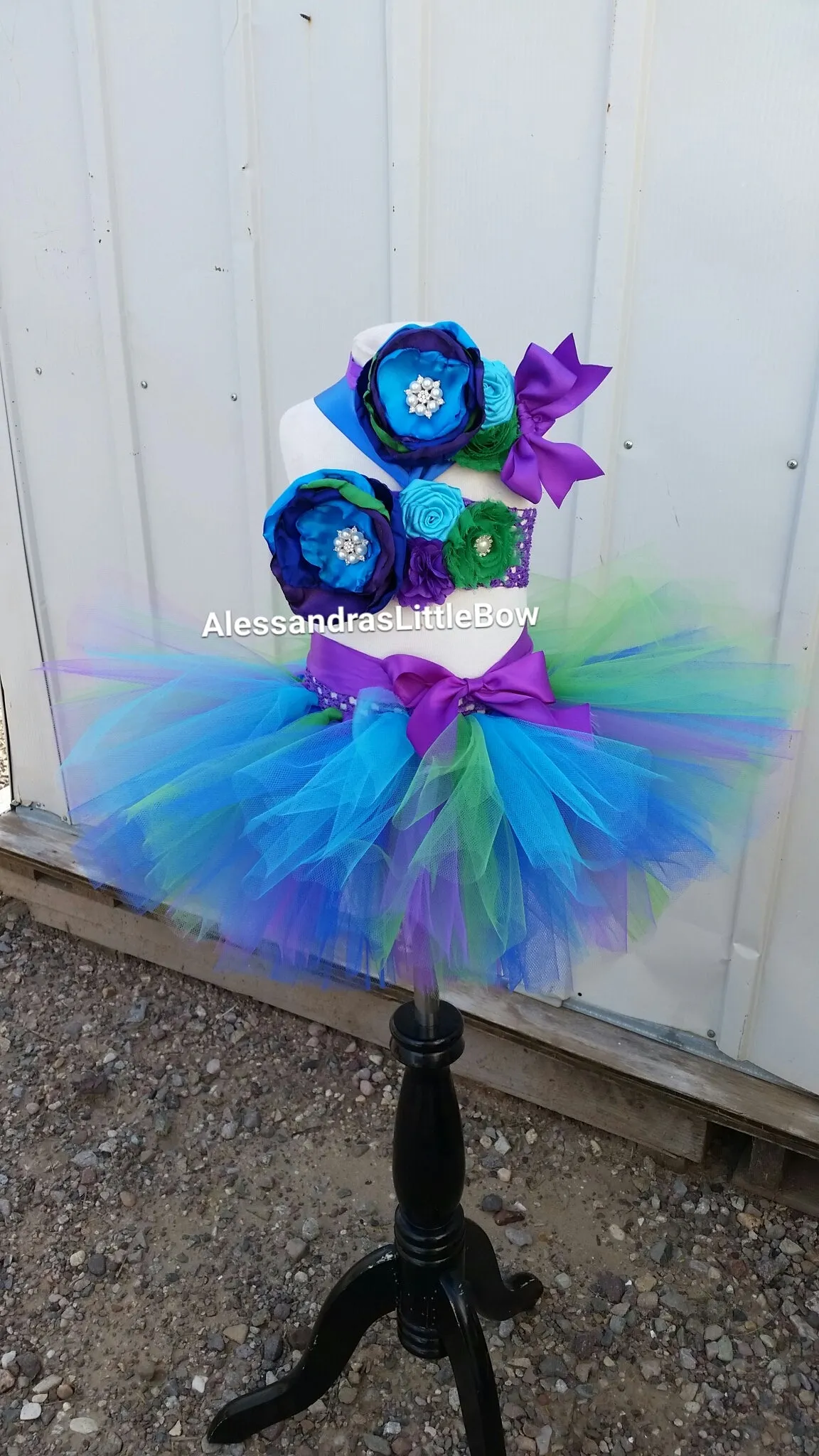 Peacock inspired cake smash outfit