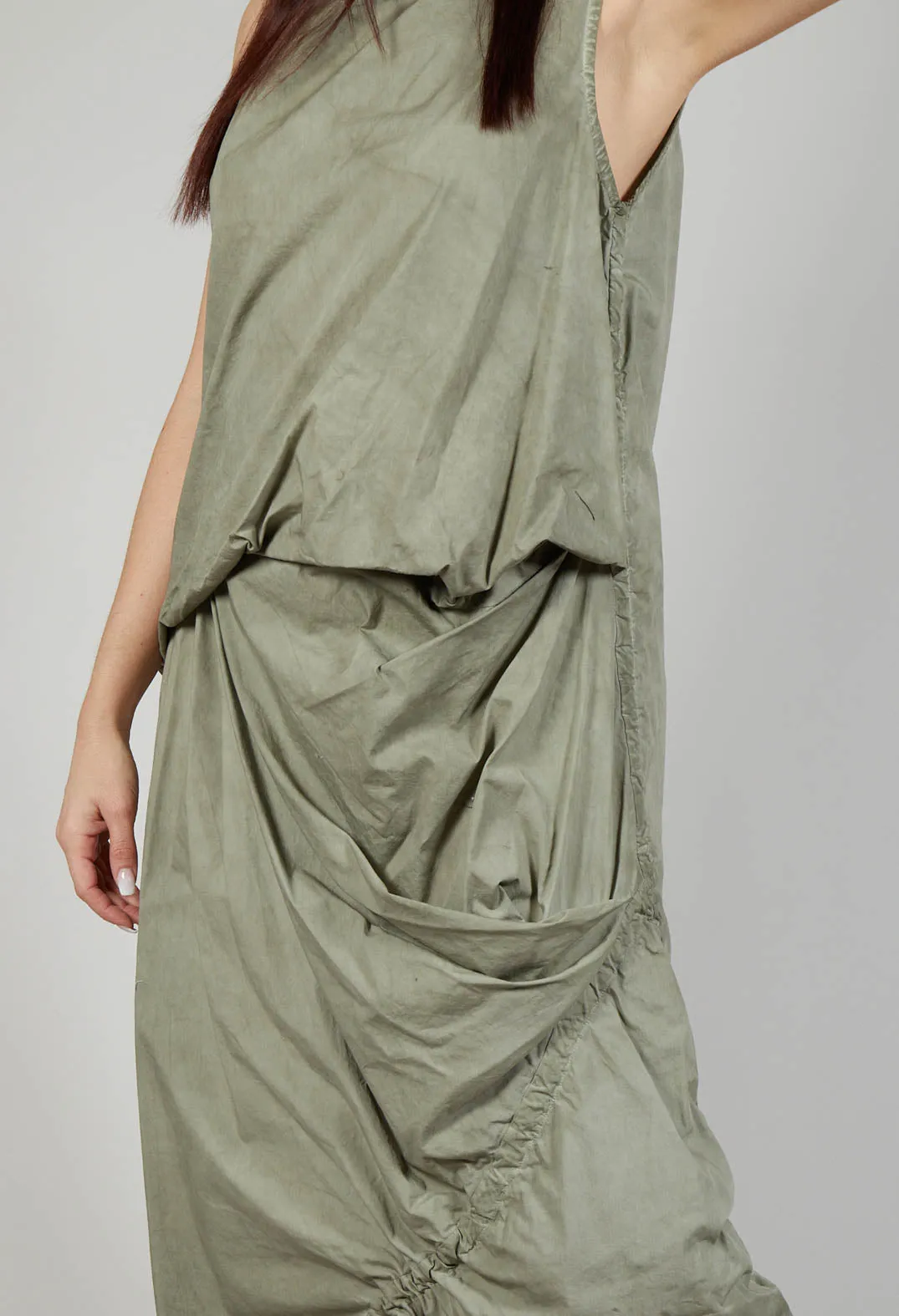 Sleeveless Dress in Tela Paracadute Tinto Freddo Olive