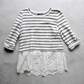 Striped Button Up Back Vintage Lace Hem Women's Sweater Top