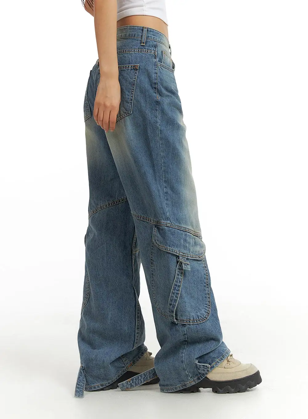 Vintage Mid Waist Cargo Jeans CJ425